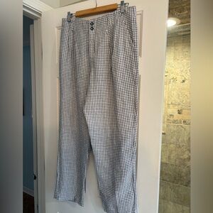 Garnet Hill Grey and white gingham check 100% linen pants. Size 10. new w tags
